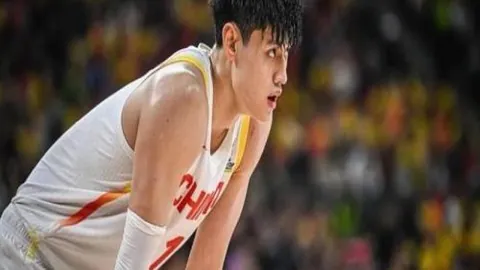 深夜Euro精华：专家独荐篮球赛事，独家质合分析锁定前区十码